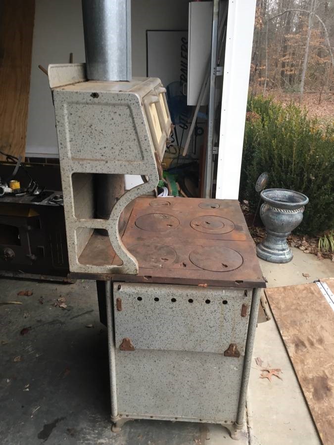 Antique Home Comfort wood burning cook stove Wrought Iron Range Company,