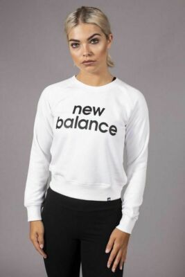 

Женский пуловер с круглым вырезом New Balance Essentials FT, белый, черный, спортивная одежда с круглым вырезом