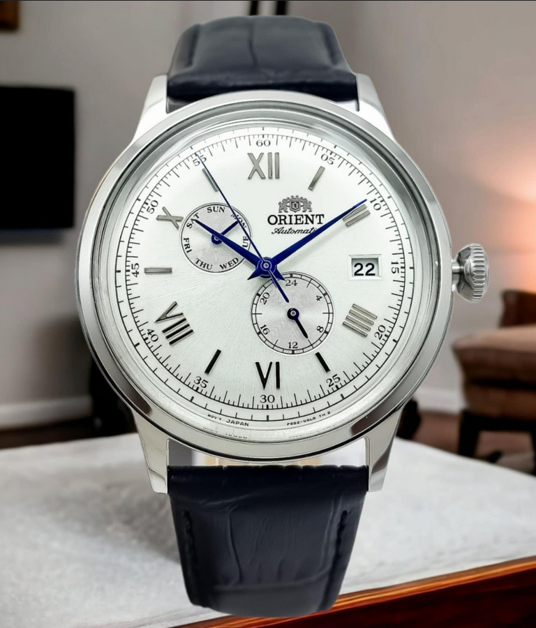 Pre-owned Orient Bambino Ra-ak0701s10b Automatic White Dial Day Date Display Men's Watch