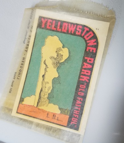 BUY IT NOW! Vtg. Souvenir Decal Sticker Yellowstone National Park Old Faithful