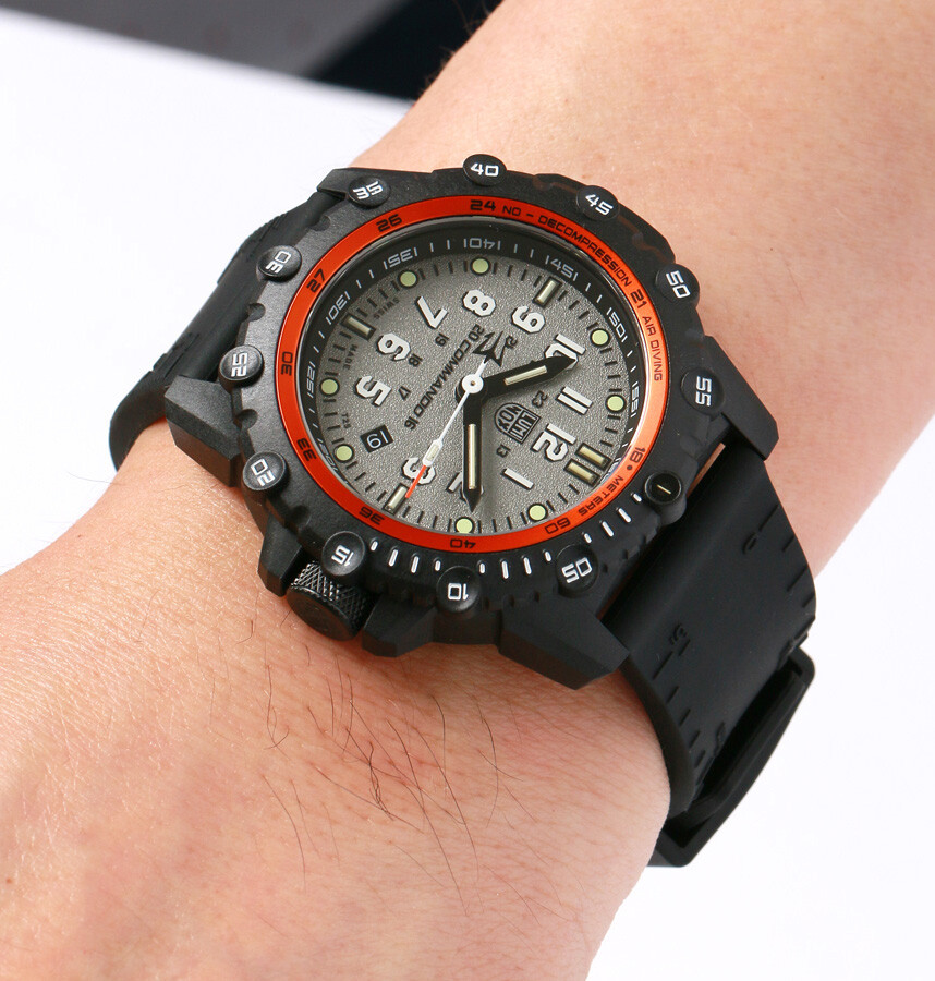 Pre-owned Luminox Genuine  3301 Commando Frogman Quartz Watch Men's Diver's 200m Swiss Made