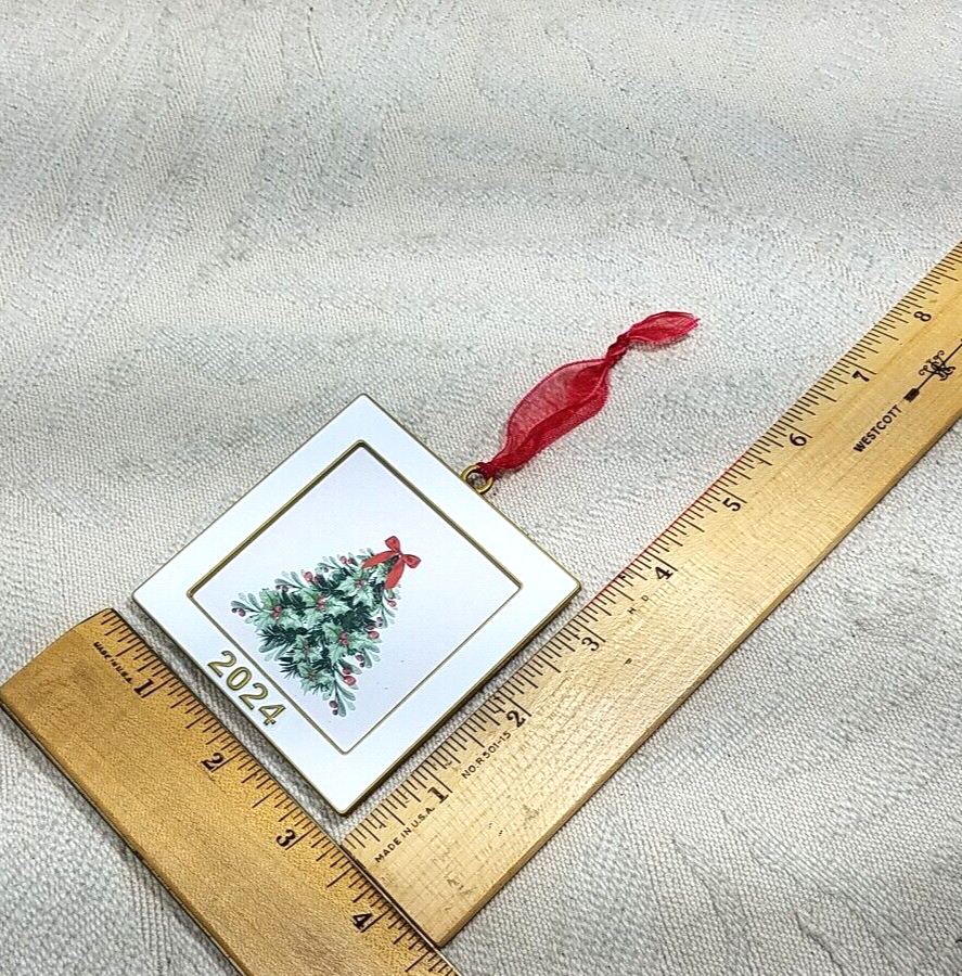 2024 CHRISTMAS TREE ORNAMENT PHOTO PICTURE FRAME ENAMEL WHITE & GOLD SQUARE 2.5"