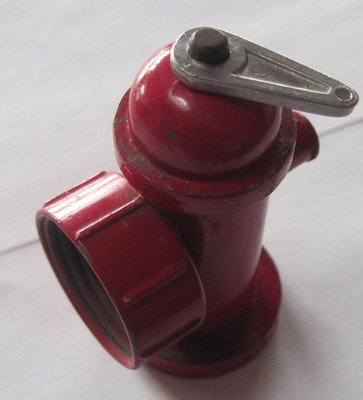 Replacement wrench for  Tonka fire hydrant    HYDRANT NOT INCLUDED 