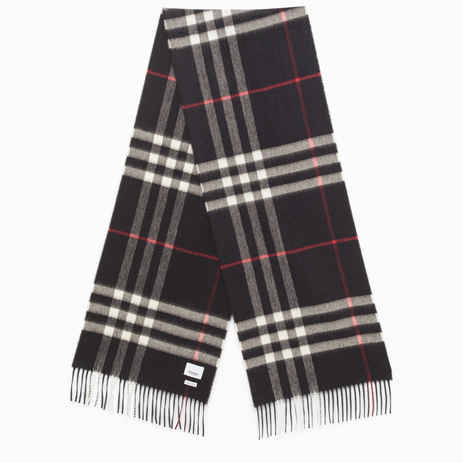 NWT NEW Burberry women's Navy blue Giant Check scarf 8015542