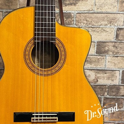 Takamine EC 132C 1990 Used Classic Guitar