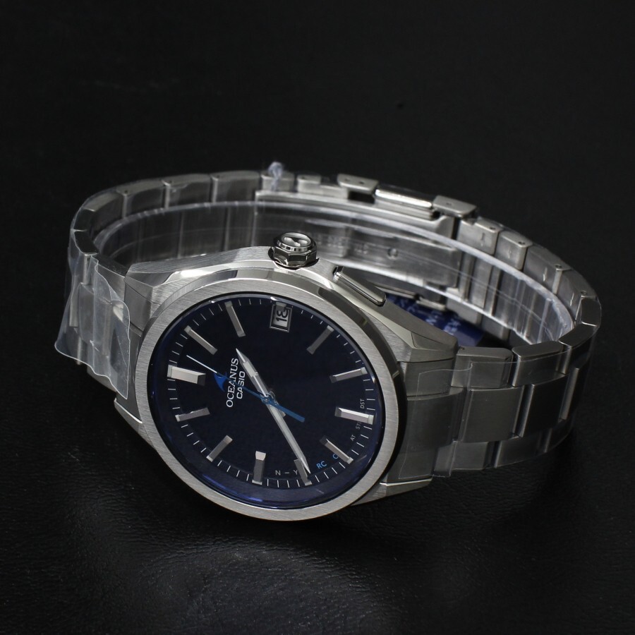 Pre-owned Casio Oceanus Ocw-t200s-1ajf Classic Line Bluetooth Solar Radio In Box
