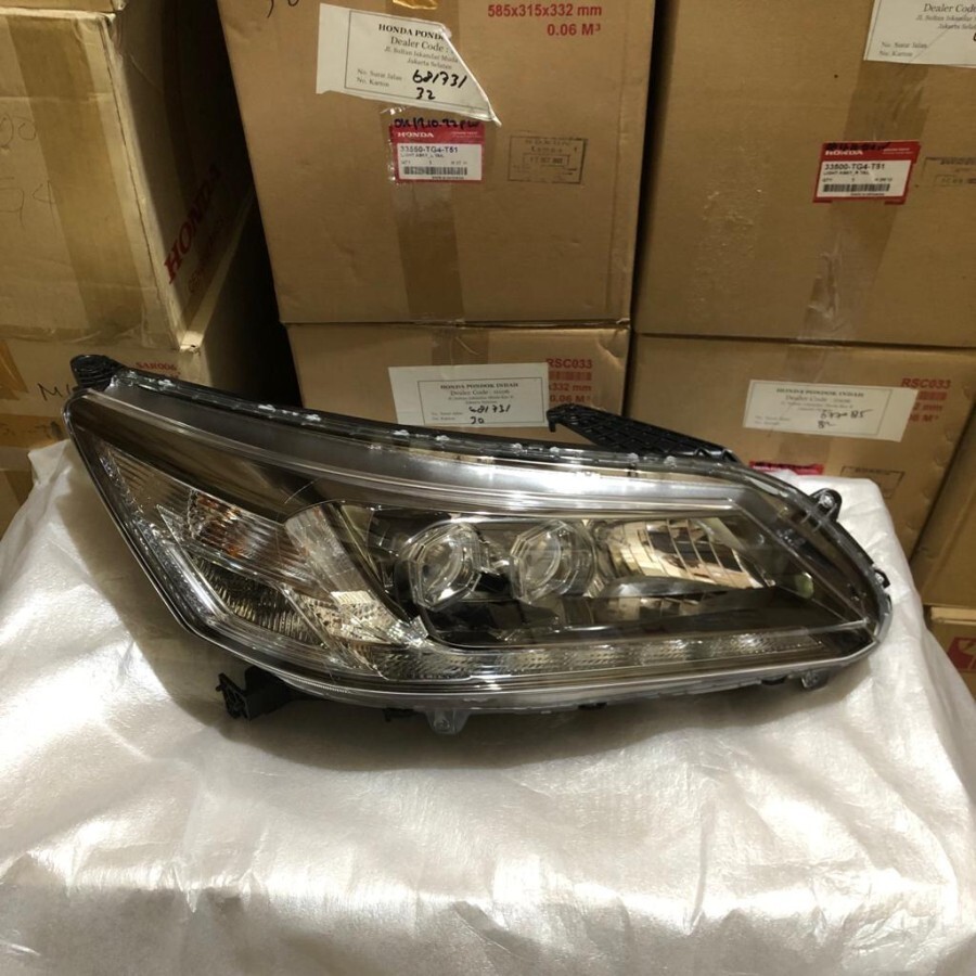 Genuine RIGHT Headlight Assy 2013-2015 Honda Accord 33100-T2A-Q51 Indonesia OEM