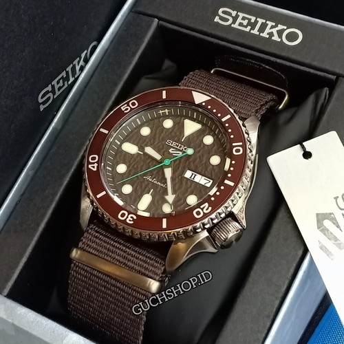 Pre-owned Seiko 5 Srpd85k1 Diver Automatic Watch Brown Dial 100m Nylon Strap Srpd85