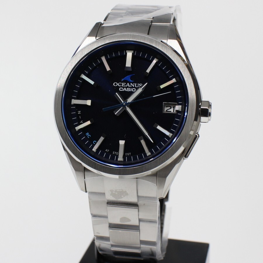 Pre-owned Casio Oceanus Ocw-t200s-1ajf Classic Line Bluetooth Solar Radio In Box