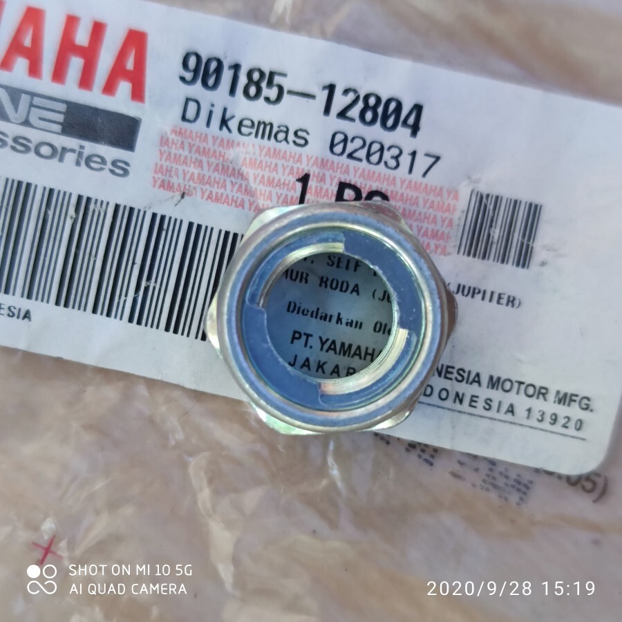 Genuine Part Yamaha RX-King RXK RX 135 Rear Self Locking Screw 90185-12804