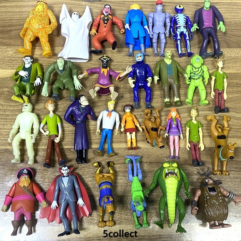 Different 5inch Scooby Doo Gang Mates Zombies Monster Villains