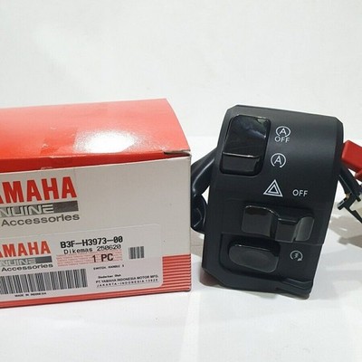 Interruttore Comando Avviamento Destro Originale Yamaha NMAX 125 Anno...