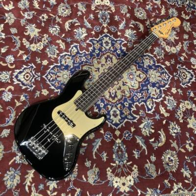 Fender Made in Japan Deluxe Jazz Bass V Kazuki Arai Edition
