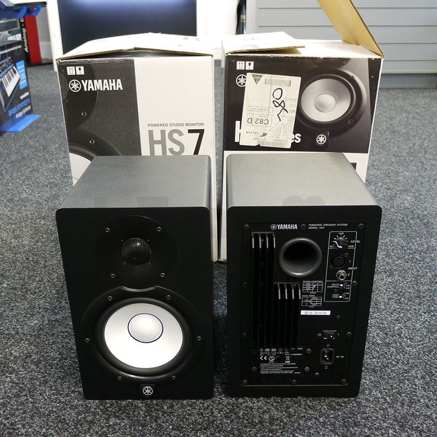 Yamaha HS7 Active Studio Monitors (PAIR) + Stands in Hailsham, East