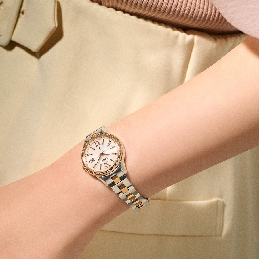 Pre-owned Seiko Lukia Standard Ssvv082 Women's Wristwatch World Time Pink Gold 2023