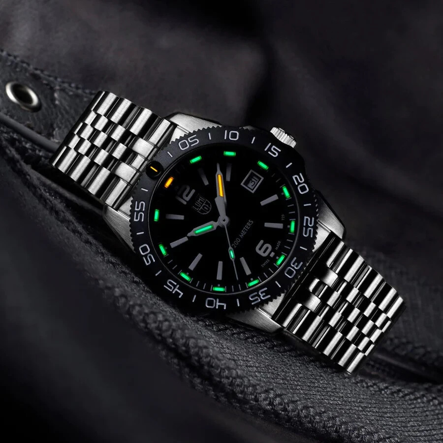 Pre-owned Luminox Xs.3122m Pacific Diver Ripple Dive Swiss Made Watch 39mm
