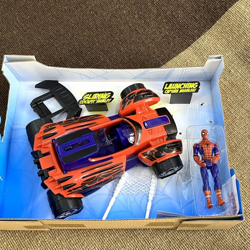 Marvel Spider-Man Attack Cruiser (Factory Sealed) w/ 4