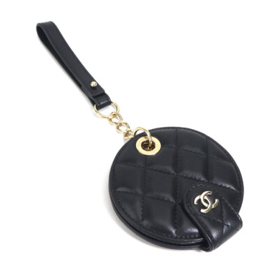 CHANELネームタグ Auth CHANEL CC Logo Name Tag Bag Charm Black Lambskin