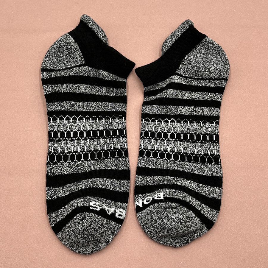 Bombas 3 pairs Men's black fringe bee better Ankle Socks Size Large