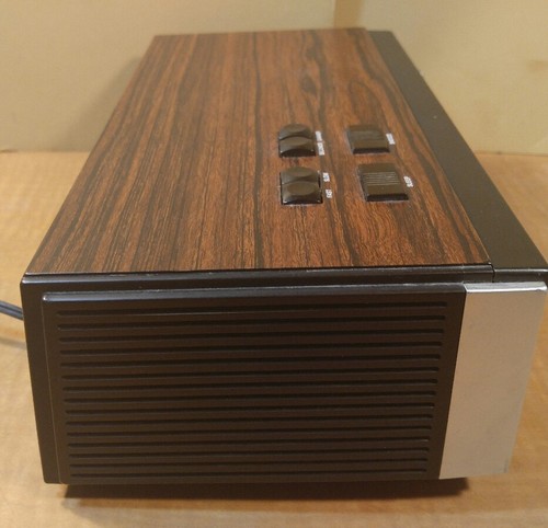 VINTAGE STEREO RADIO,  DIGITAL CLOCK REALISTIC CHROMATIC 223 MODEL 12-1567