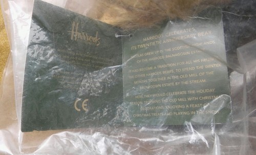 HARRODS Knightsbridge 2005 NICHOLAS Christmas Bear NEW SEALED 20th Anniversary