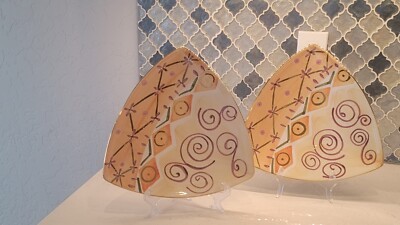 Italian Plates Bloomingdales Main Course Triangle Shaped Peach Gold Trimmed 90s