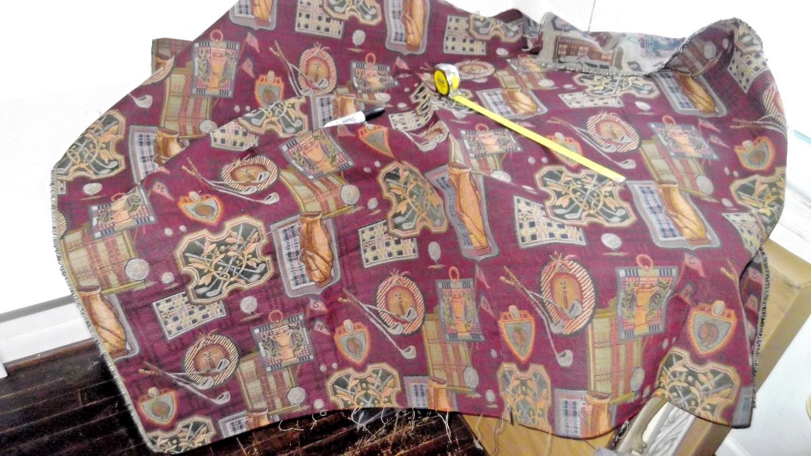 Vtg Upholstery Fabric Scrap 58