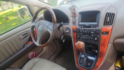 image 6 of interior