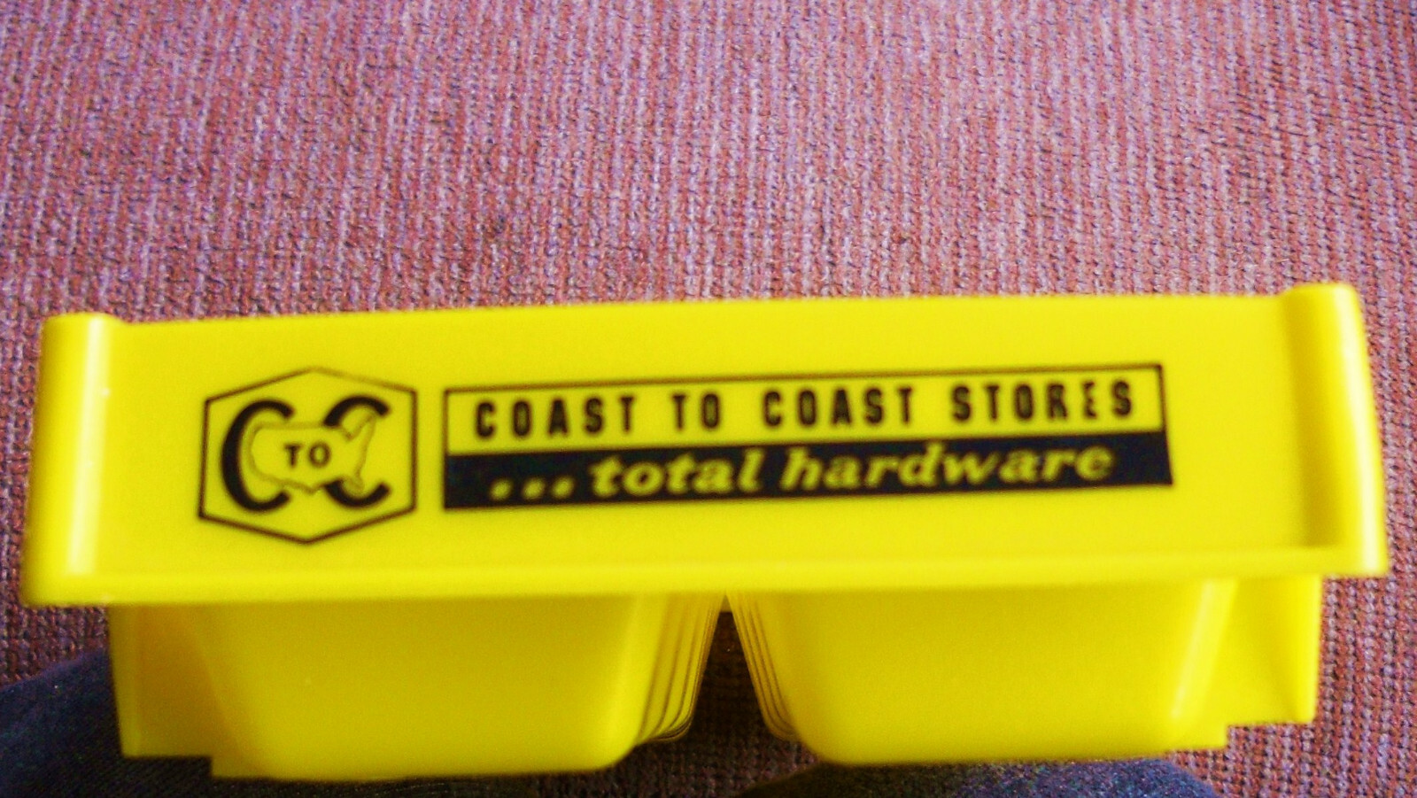 Vintage COAST TO COAST Hardware Store Plastic Ice Cube Tray Collectible EUC