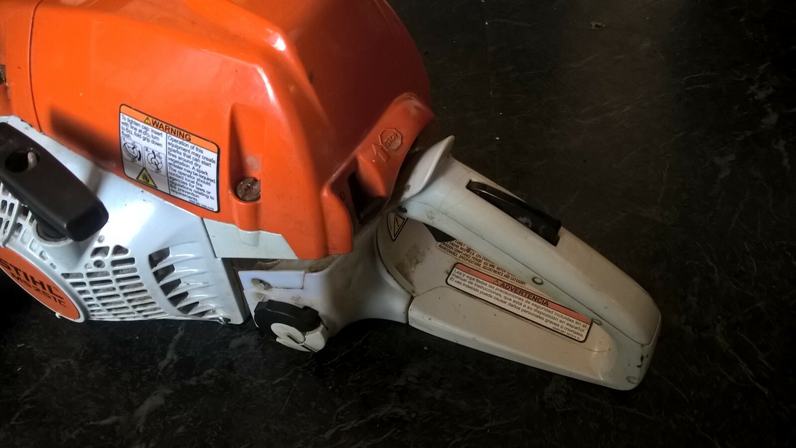 Stihl MS 251 C  Chainsaw For Parts Or Repair   MS251c   MS 251c