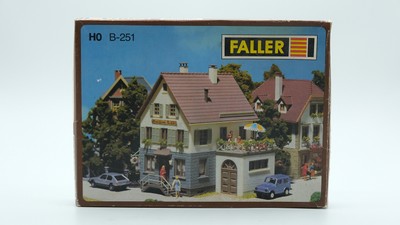 Faller H0 B-251 Gasthaus Linde