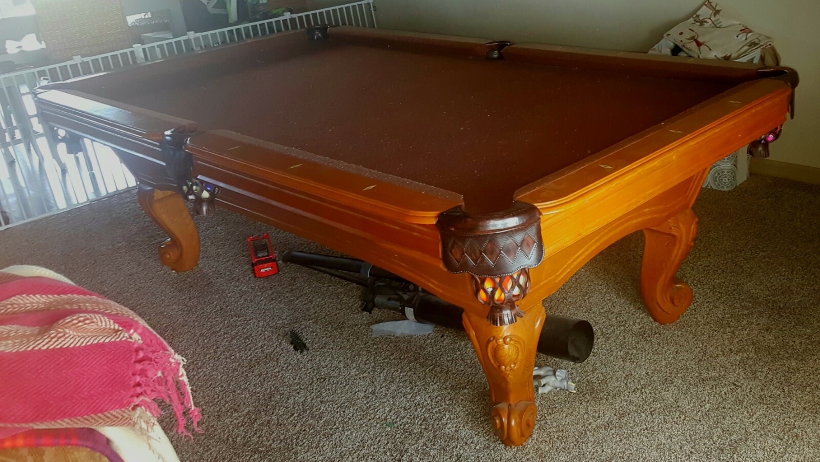 9 Ft Oak Pool Table and Accessories Leather Pockets 3 Piece Slate Billiards