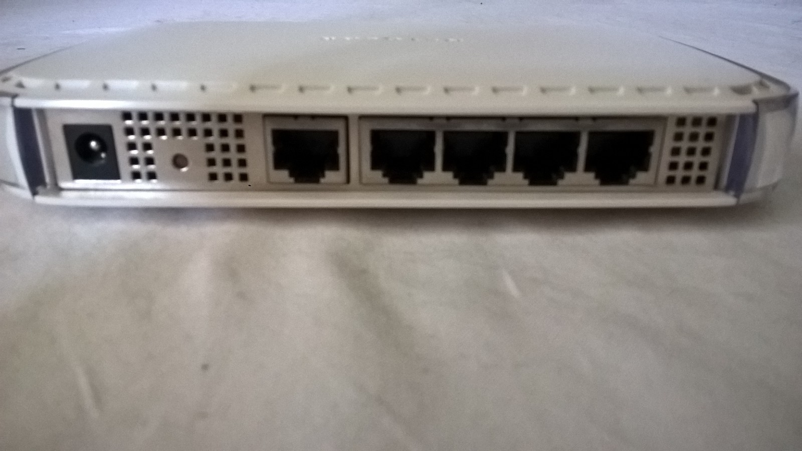 Net Gear RP-614 Web Internet Connector Wired Wifi  Router Web Server  Browser