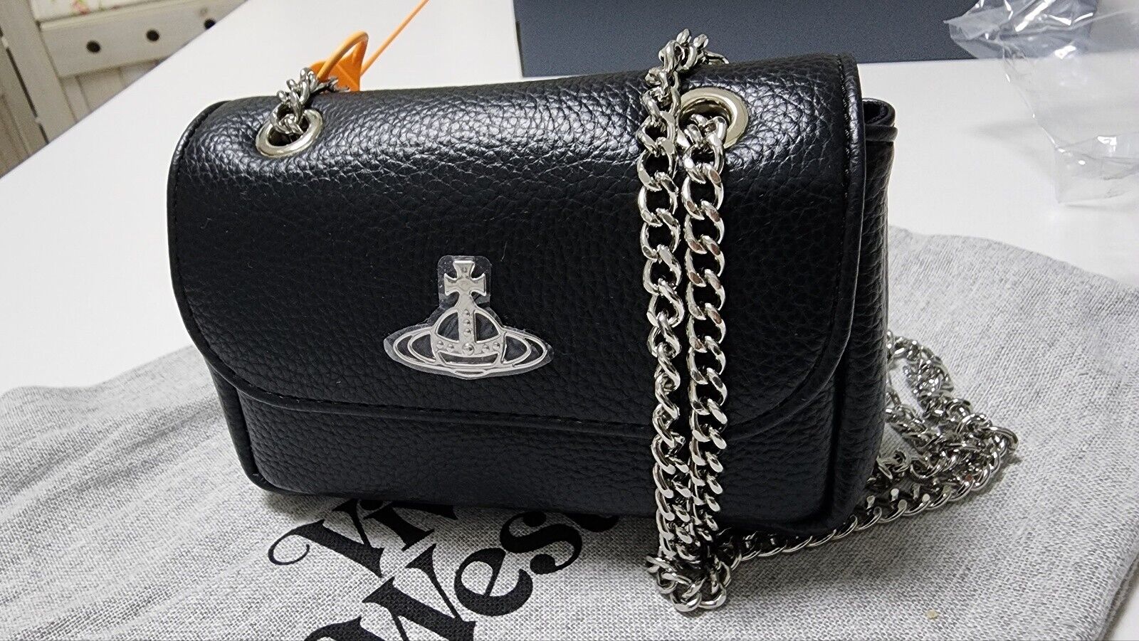Vivienne Westwood Small Purse Chain Bag Grain Leather Black Vivienne Westwood Small Purse Chain Bag Grain Leather Black