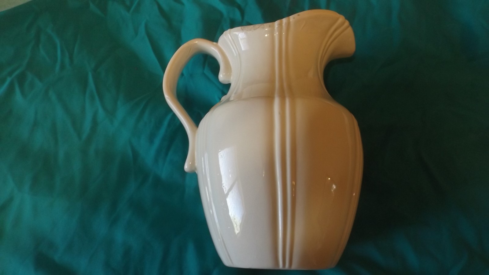 Vintage  Ceramic White Pitcher With Rose World Bazaars Inc CL35-12