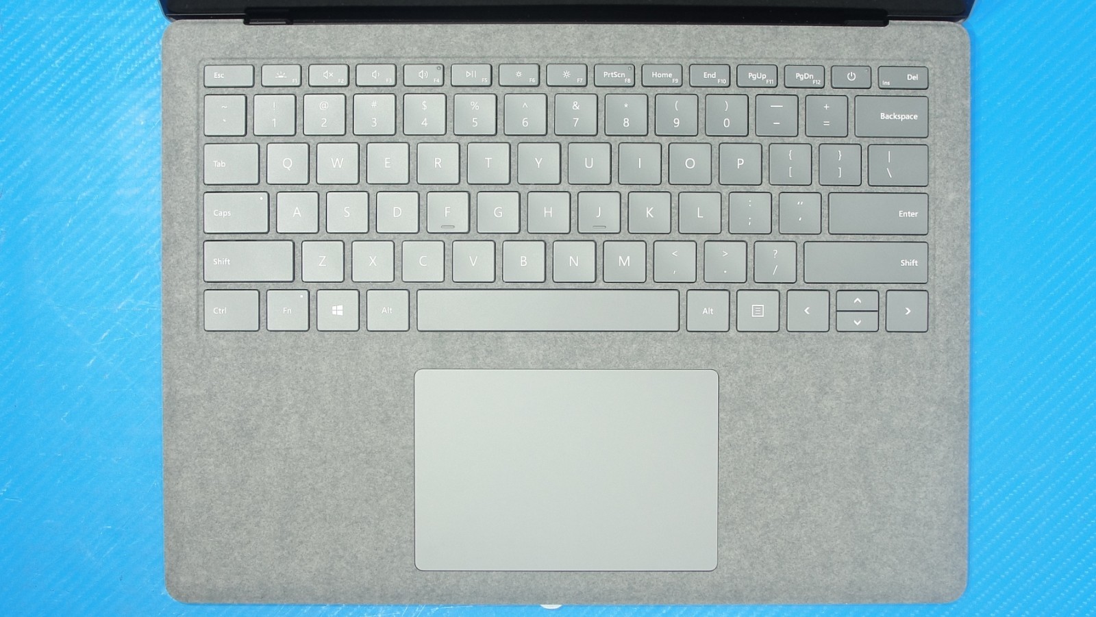 Microsoft Surface Laptop 4 13.5" Touch i5-1145G7 8GB RAM 256GB SSD Win 11 Pro - Thumbnail 4