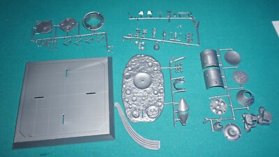 Apollo Saturn V Rocket Revell 1/96 Command & Lunar Module Scene.