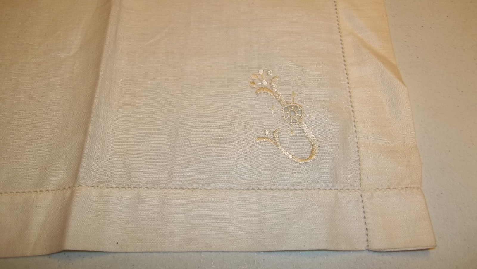 Antique Vintage Lot of 7 Handkerchiefs Hankies Silk Nursery Rhyme Multi