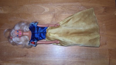 Vintage 1966 Barbie Doll  Snow White Dress  Mattel China  Lot G 