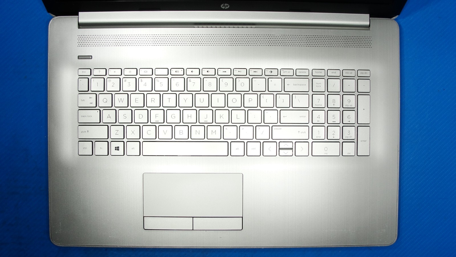 HP 17-by3063st 17.3" HD+ i3-1005G1 8GB 128GB SSD + 1TB HDD Win 11 Home - Thumbnail 5