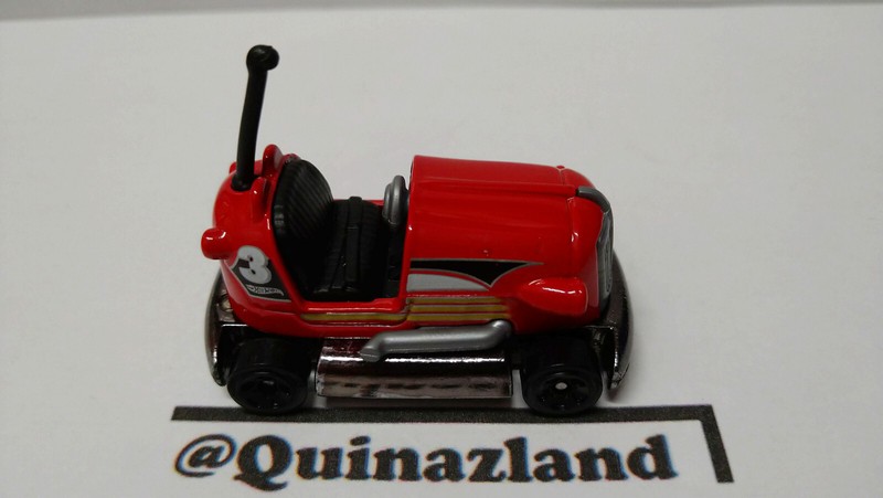 Hot Wheels Bump Around 2013-145  (A12)