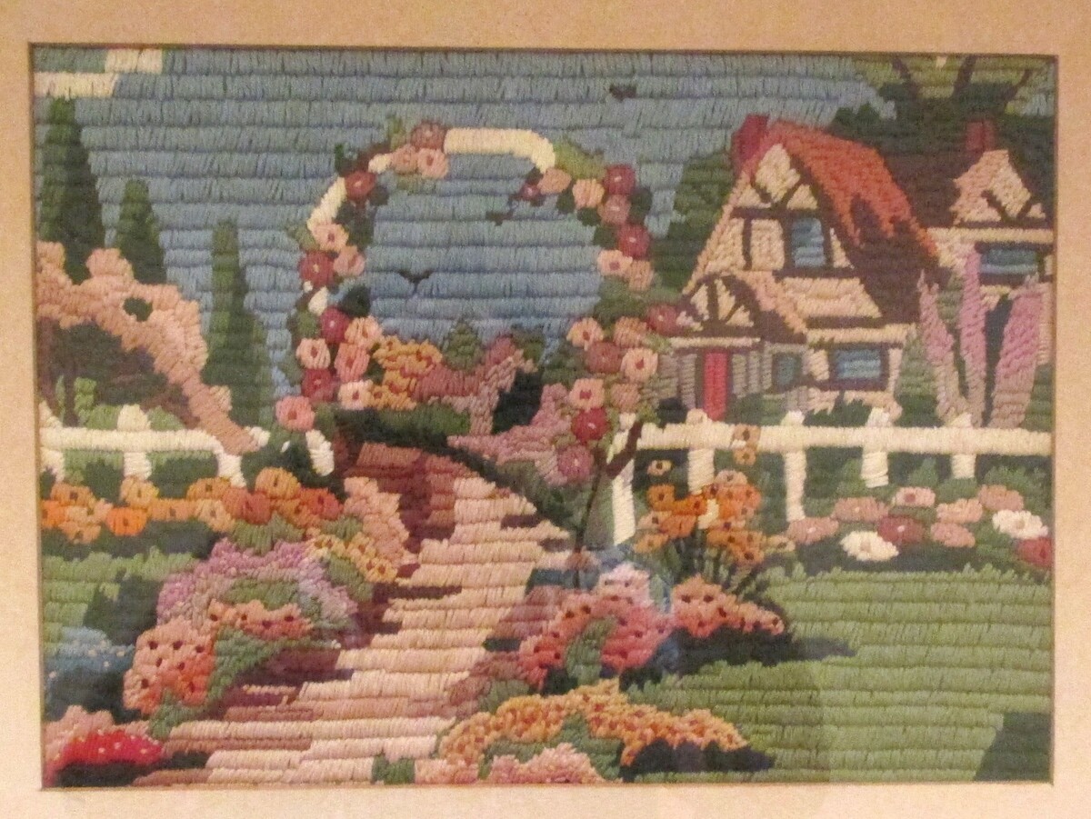 Vintage Framed Long Stich Embroidery COUNTRY COTTAGE WITH GARDEN