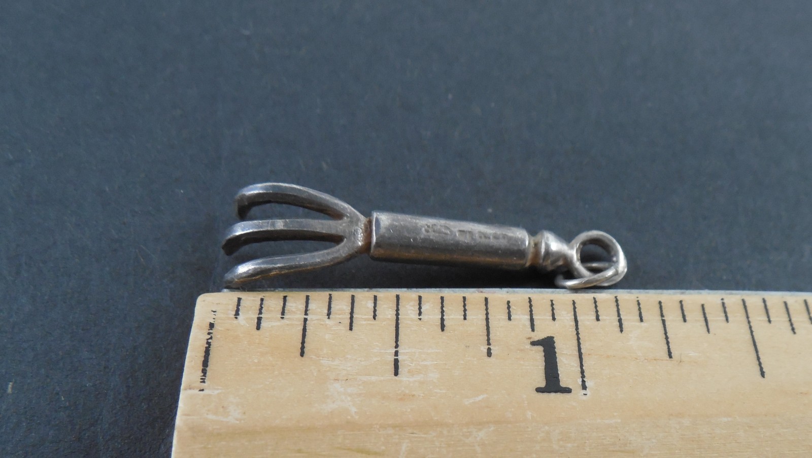 Vintage - Gardening Hand Rake - Garden Cultivator - 3D Sterling Silver Charm