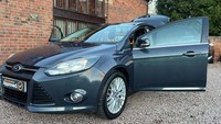 2013 Ford Focus 1.0 125 EcoBoost Zetec 5dr HATCHBACK Petrol Manual