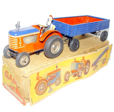 Gama Germany 1:32 DEUTZ FARM TRACTOR & TRAILER Tin Wind-Up Toy 27cm NMIB`55 RARE