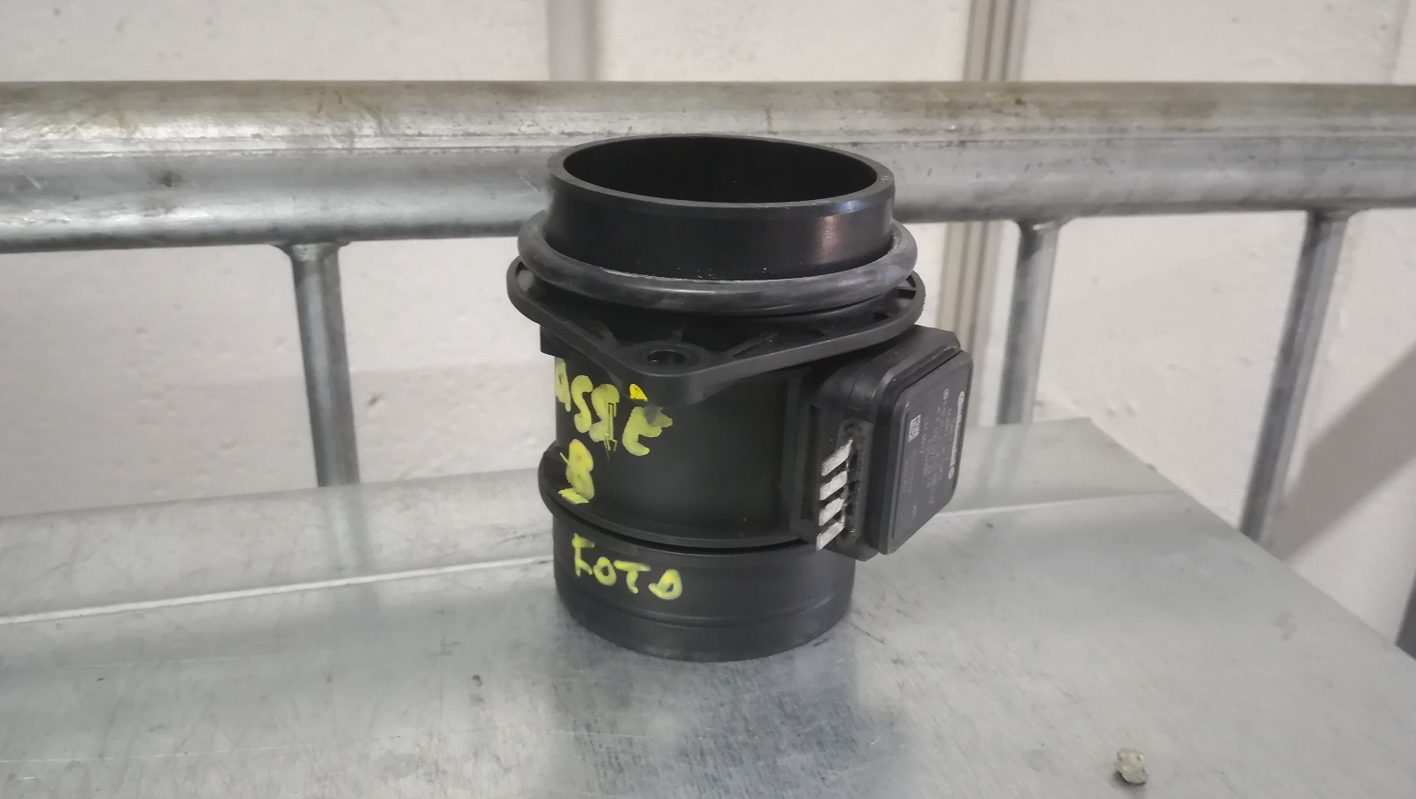 Debimetro misuratore massa aria MERCEDES CLASSE B 1525A001 *DANNEGGIATO* (2005)