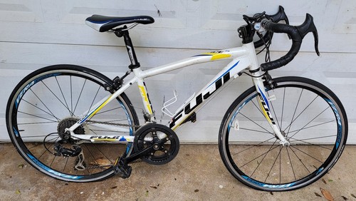 Fuji Sportif  Youth Road Bike