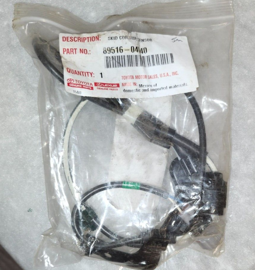 TOYOTA SKID CONTROL SENSOR WIRE 89516-04040 TACOMA LEFT 05-16 FACTORY NEW NOS