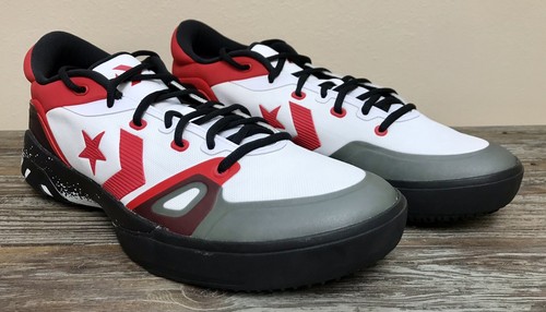 ラッキーページ Givenchy G4 Low Top Sneakers in White & Blue | FWRD