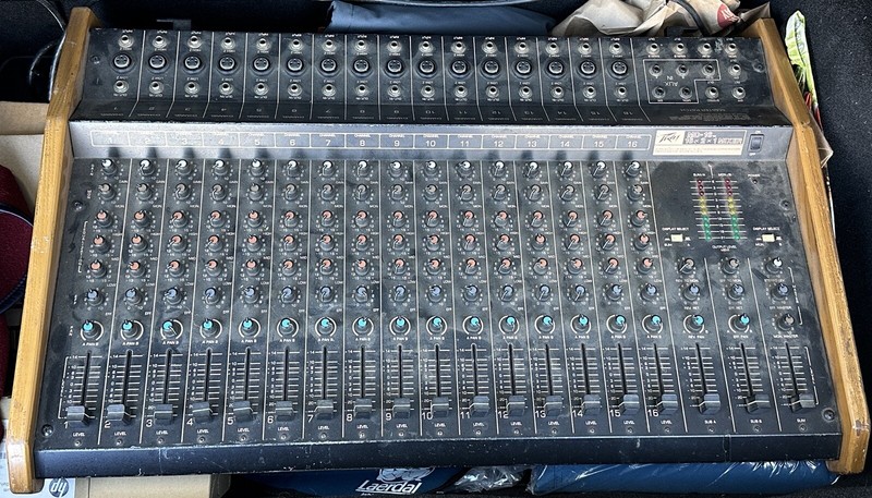 Peavey MD-16 Sound Mixer 16-2-1 16 Channel Board Mixing Studio | eBay